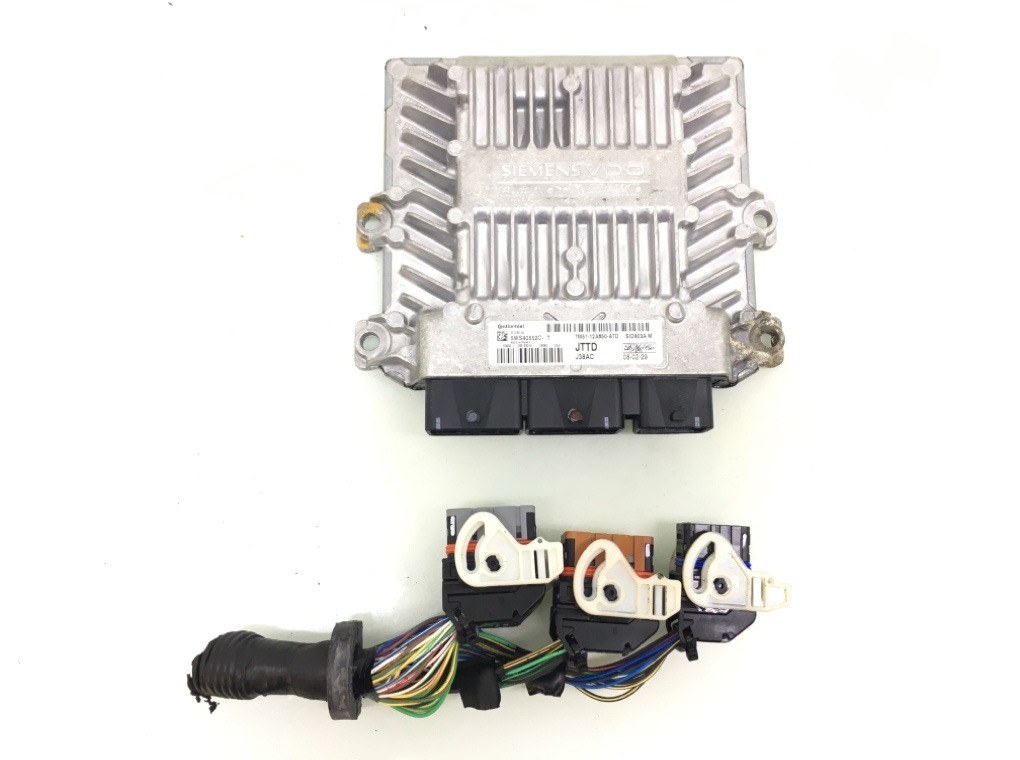 Блок управления двигателем бу для Ford Focus 2 2.0 TDCi, 2008 г.