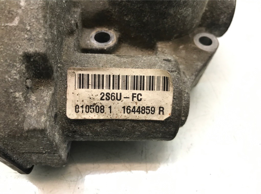 Заслонка дроссельная бу для Ford Fiesta 5 1.3 i,  2008 г.