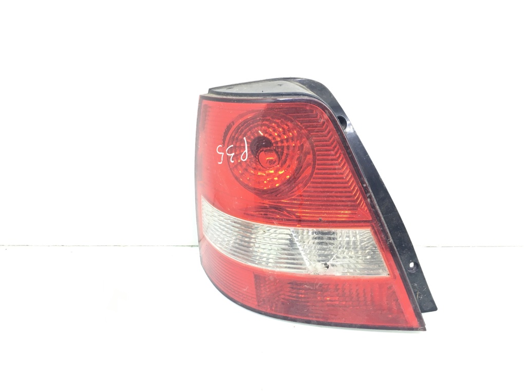 Фонарь задний левый бу для Kia Sorento 2.5 CRDi, 2004 г.