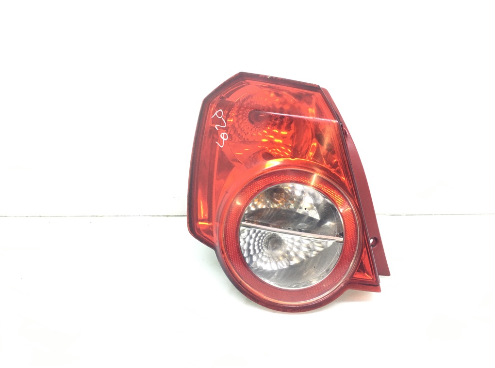 Фонарь задний левый бу для Chevrolet Aveo 1.4 i, 2010 г.