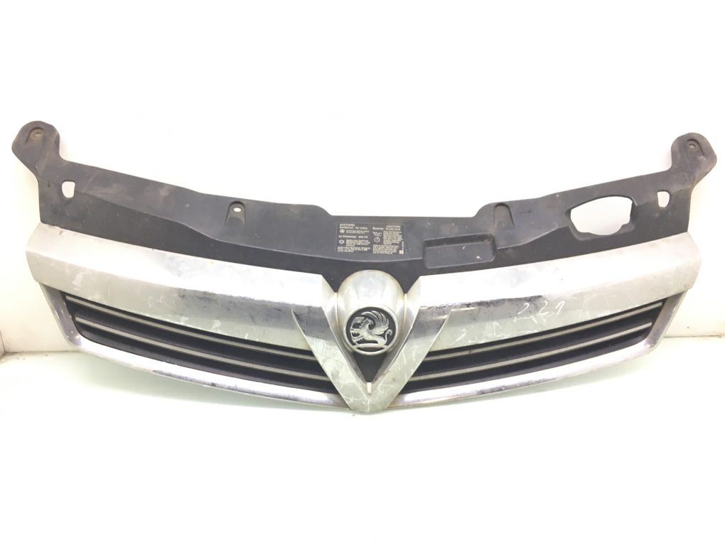 Решетка радиатора бу для Opel Astra H 1.7 CDTi, 2012 г.