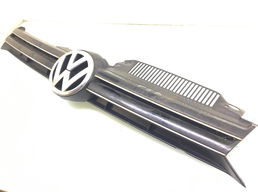 Решетка радиатора бу для Volkswagen Golf 6 1.6 TDi,  2011 г.
