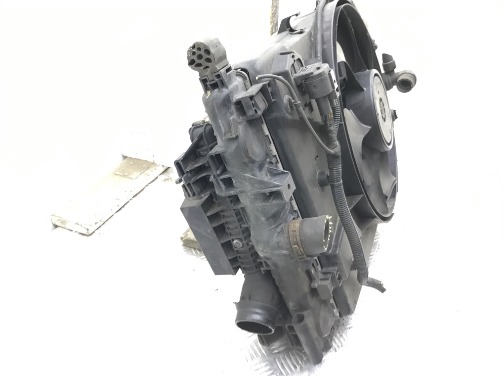 Кассета радиаторов бу для Opel Astra J 1.7 CDTi, 2010 г. Кассета радиаторов бу для Opel Astra J 1.7 CDTi, 2010 г.