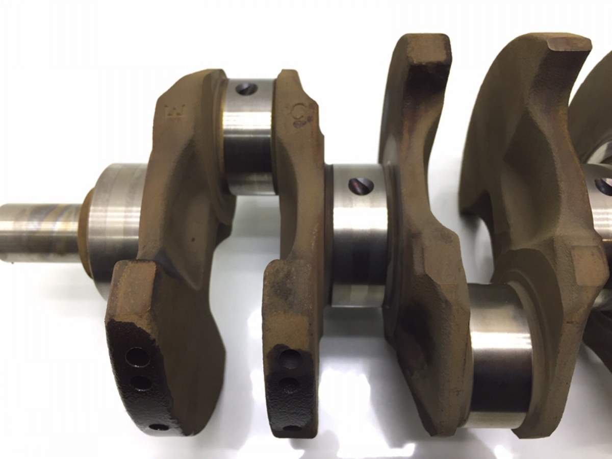 Коленвал бу для Volkswagen Golf 5 1.6 i,  2004 г.