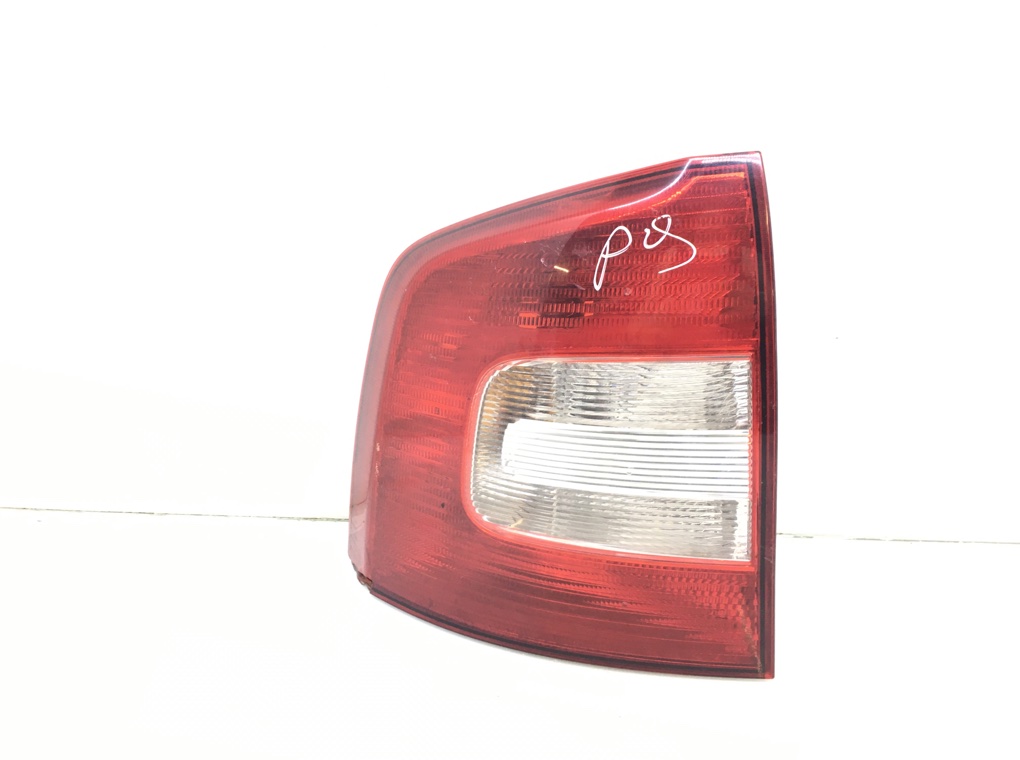 Фонарь задний левый бу для Skoda Octavia A5 2.0 TDi, 2011 г.