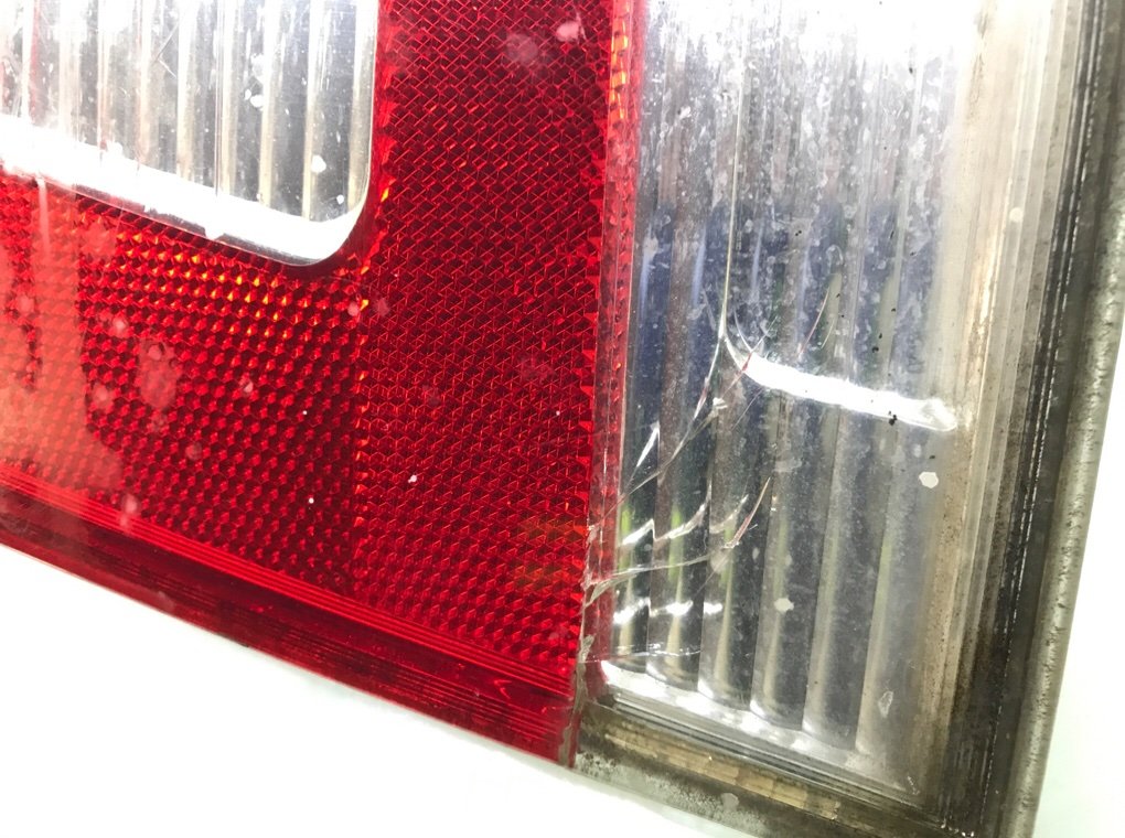 Фонарь задний левый бу для Opel Zafira B 1.9 CDTi, 2010 г. Фонарь задний левый бу для Opel Zafira B 1.9 CDTi, 2010 г.