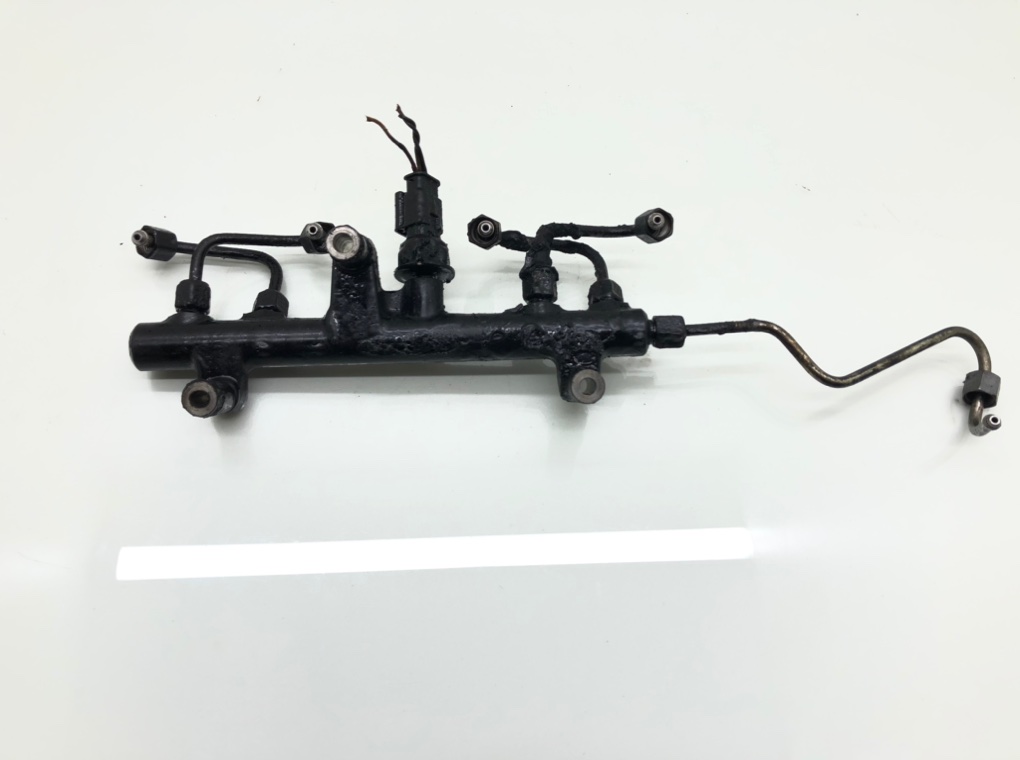 Топливная рампа бу для Peugeot 3008 2.0 HDi, 2011 г.