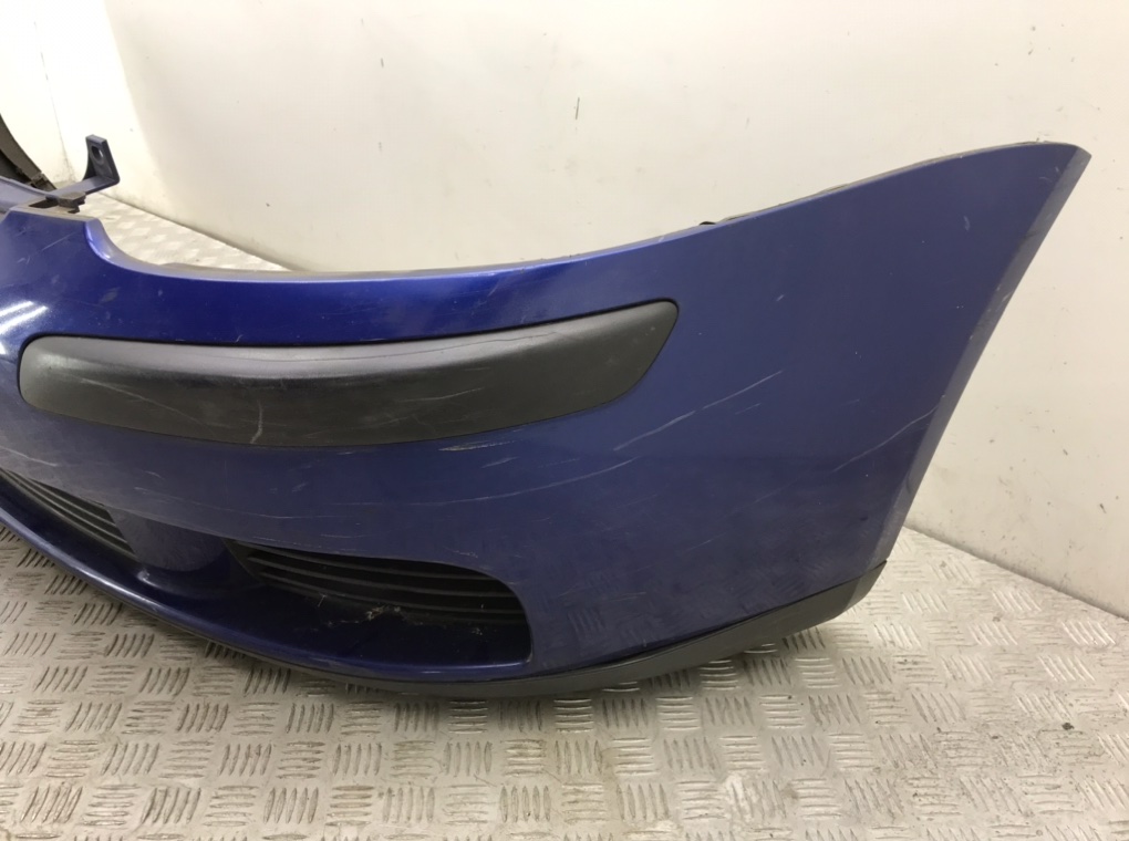 Бампер передний бу для Volkswagen Golf 5 1.6 FSI,  2005 г.