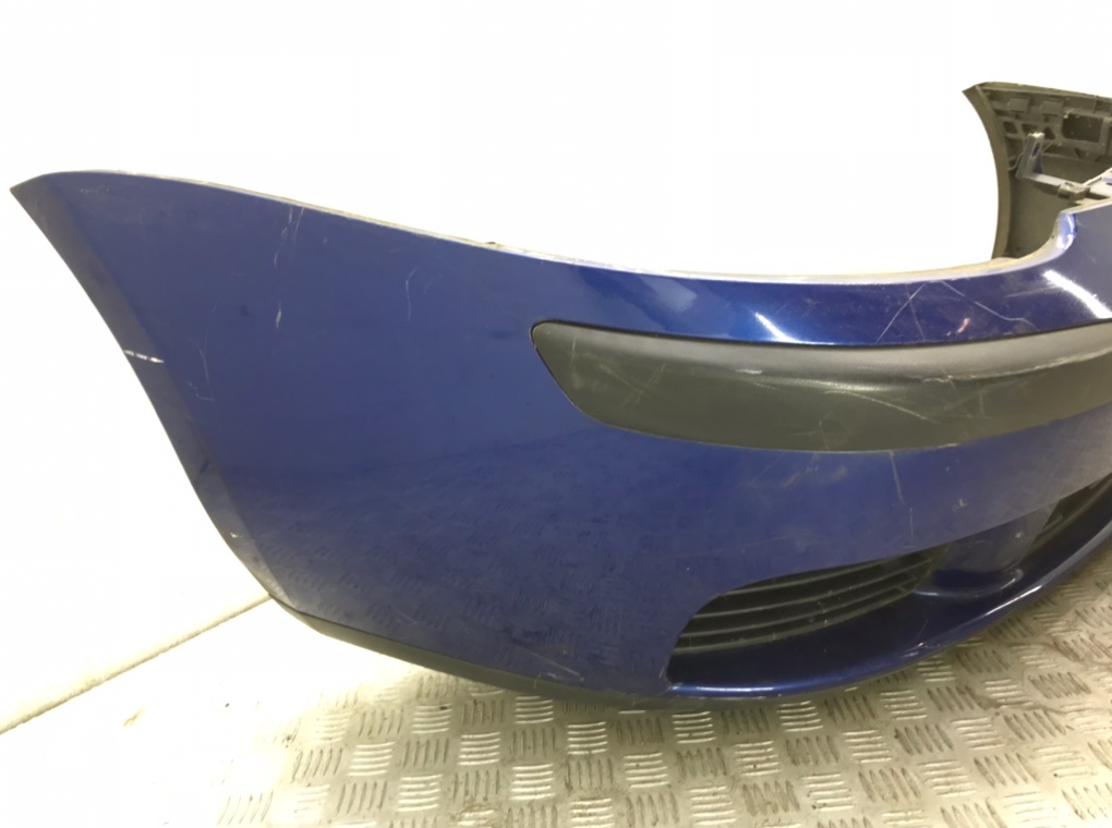 Бампер передний бу для Volkswagen Golf 5 1.6 FSI,  2005 г.