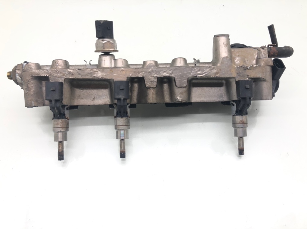 Топливная рампа бу для Volkswagen EOS 1.6 FSI, 2007 г.