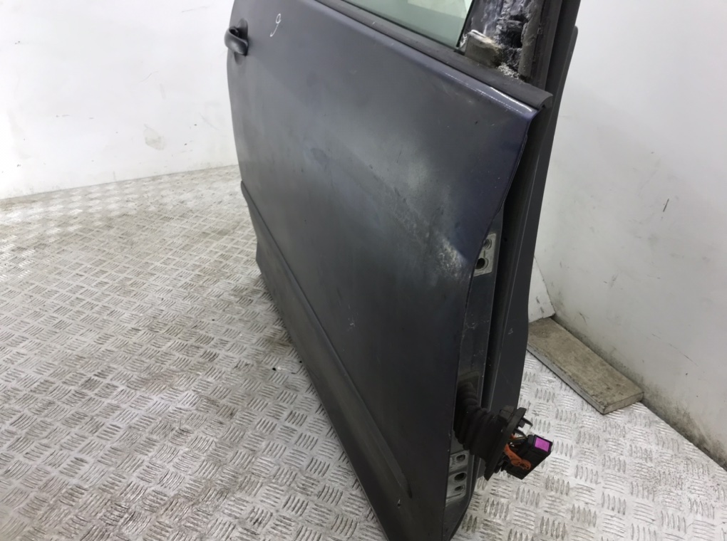 Дверь передняя правая бу для Volkswagen Golf Plus  1.9 TDi,  2005 г.
