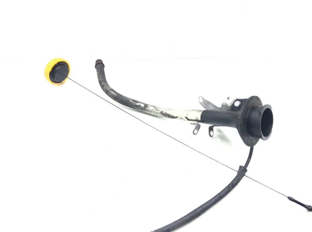 Маслозаливная горловина бу для Saab 9-3 2.0 Ti, 2002 г. Маслозаливная горловина бу для Saab 9-3 2.0 Ti, 2002 г.