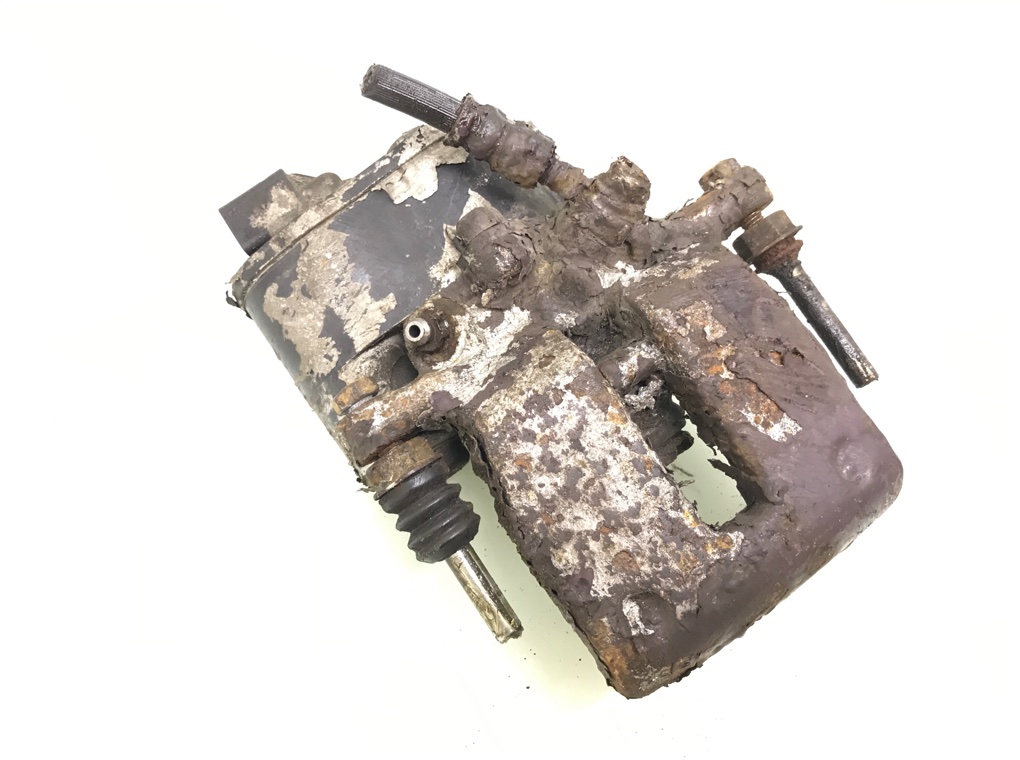 Суппорт задний левый бу для Volvo V70  2.4 D5,  2008 г.