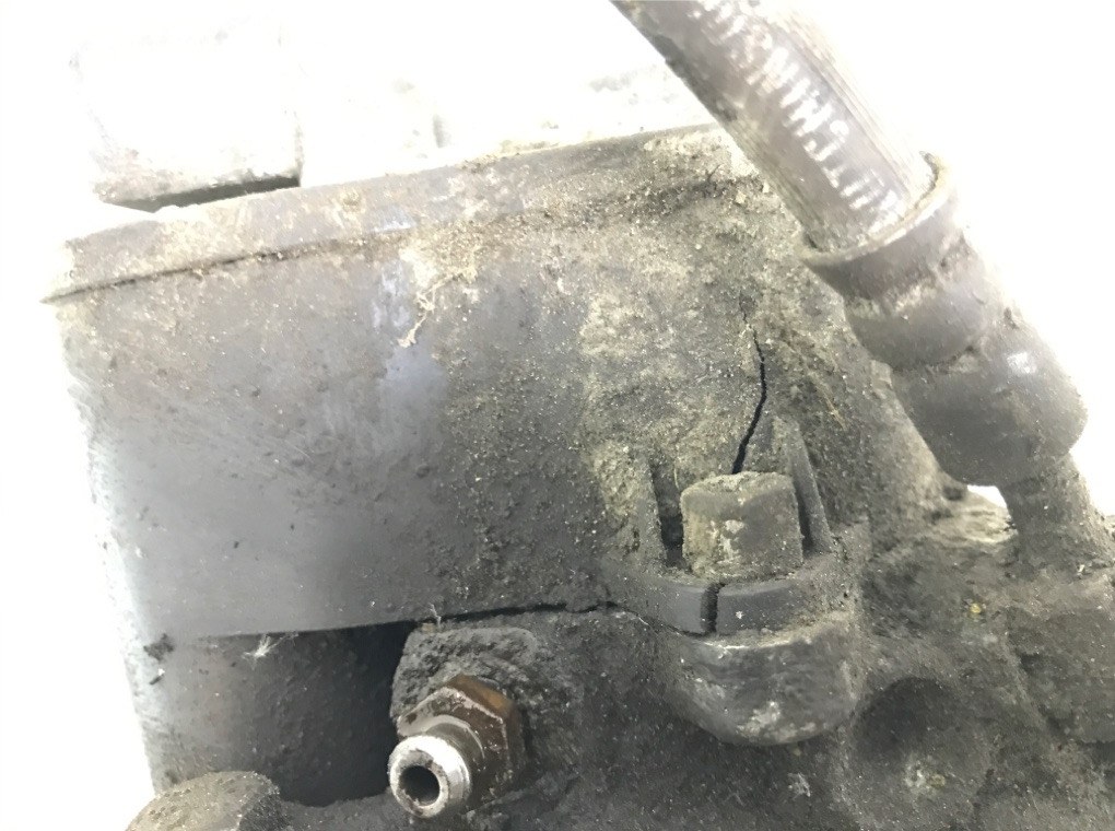 Суппорт задний левый бу для Volvo S60  2.0 Ti,  2011 г.