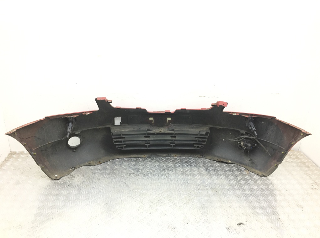 Бампер передний бу для Nissan Qashqai  2.0 DCi,  2008 г.