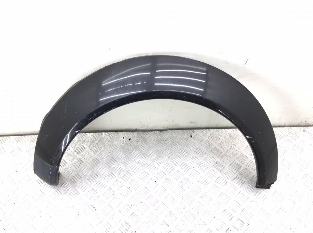 Молдинг крыла заднего правого бу для Audi A2 8Z 1.4 TDi, 2001 г.