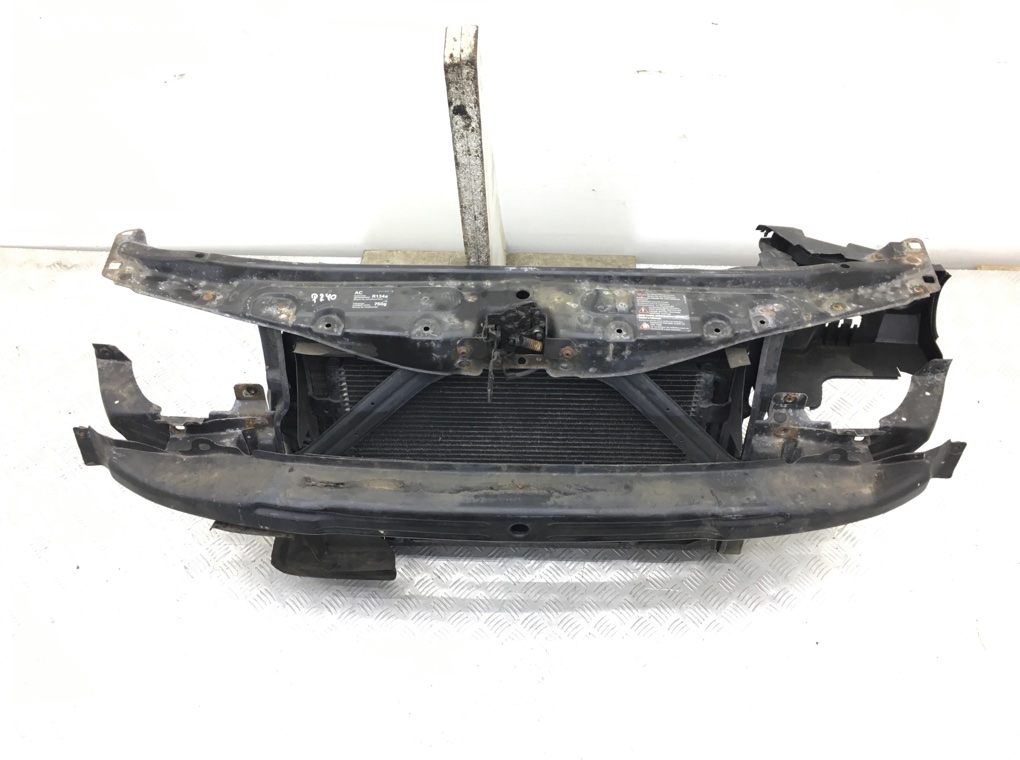 Панель передняя (телевизор) бу для Seat Toledo  1.9 TDi,  2003 г.