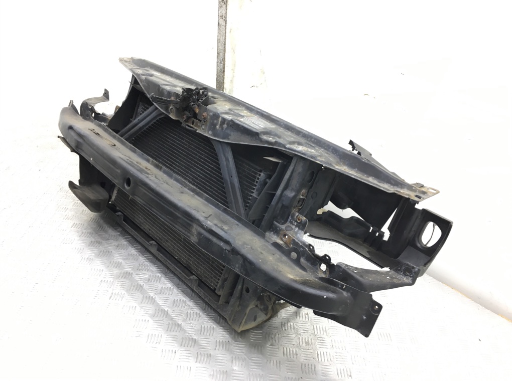 Панель передняя (телевизор) бу для Seat Toledo  1.9 TDi,  2003 г.