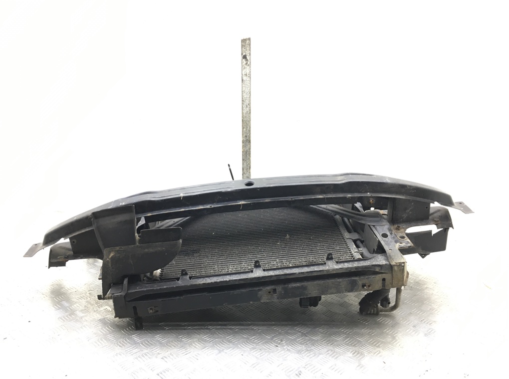 Панель передняя (телевизор) бу для Seat Toledo  1.9 TDi,  2003 г.