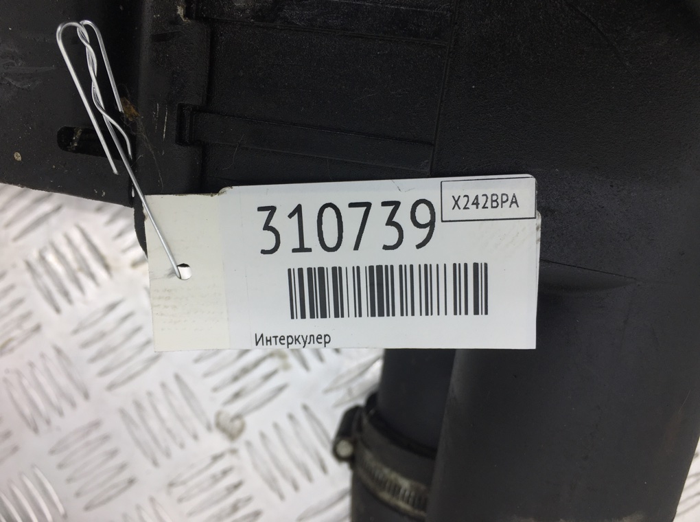 Интеркулер бу для Saab 9-3 2.0 Ti, 2000 г. Интеркулер бу для Saab 9-3 2.0 Ti, 2000 г.