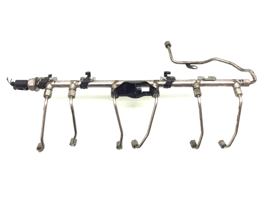 Топливная рампа бу для BMW 3 E90/E91/E92/E93 3.0 i, 2007 г.