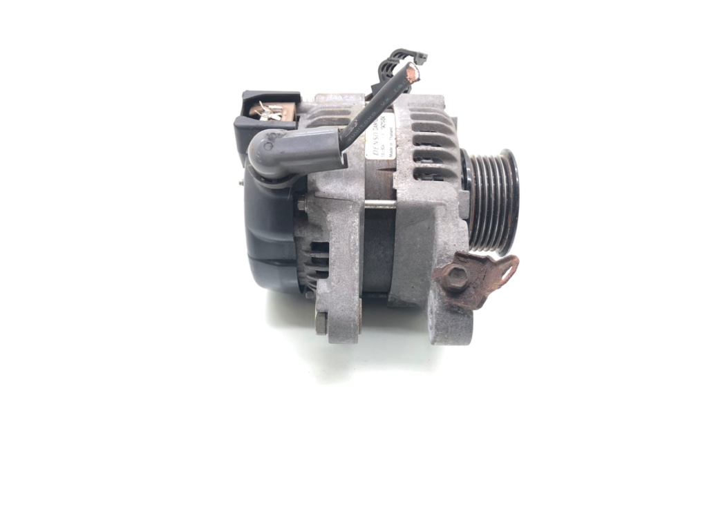 Генератор бу для Toyota Yaris XP9 1.0 i,  2007 г.