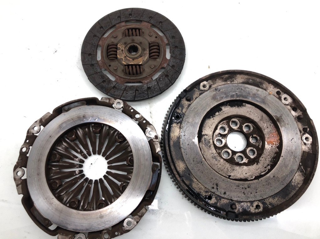 Маховик бу для Opel Vivaro  2.0 CDTi,  2010 г.