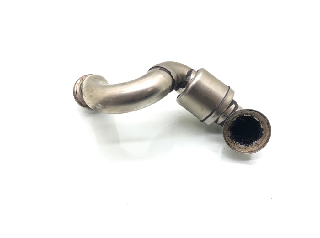 Трубка системы рециркуляции EGR бу для BMW 1 E87/E81/E82/E88 2.0 TD,  2005 г.