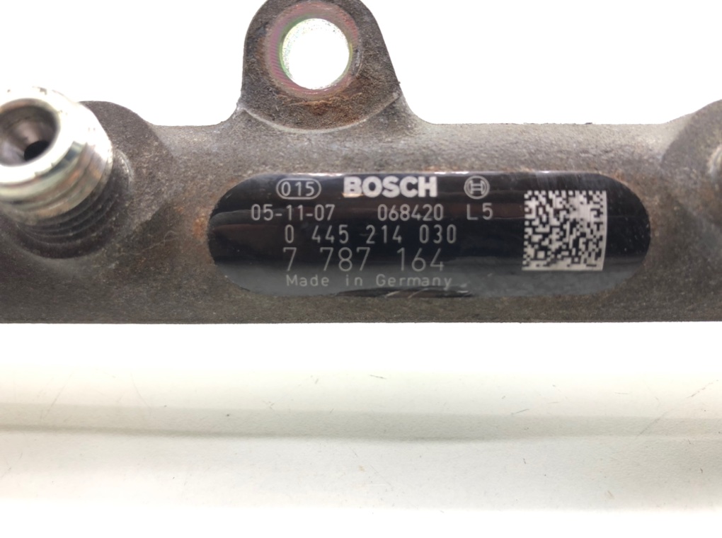 Топливная рампа бу для BMW 1 E87/E81/E82/E88 2.0 TD,  2005 г.