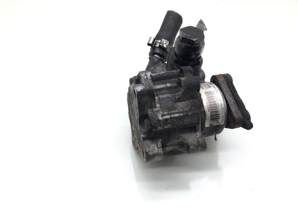 Насос гидроусилителя руля бу для BMW 1 E87/E81/E82/E88 2.0 TD, 2005 г. Насос гидроусилителя руля бу для BMW 1 E87/E81/E82/E88 2.0 TD, 2005 г.