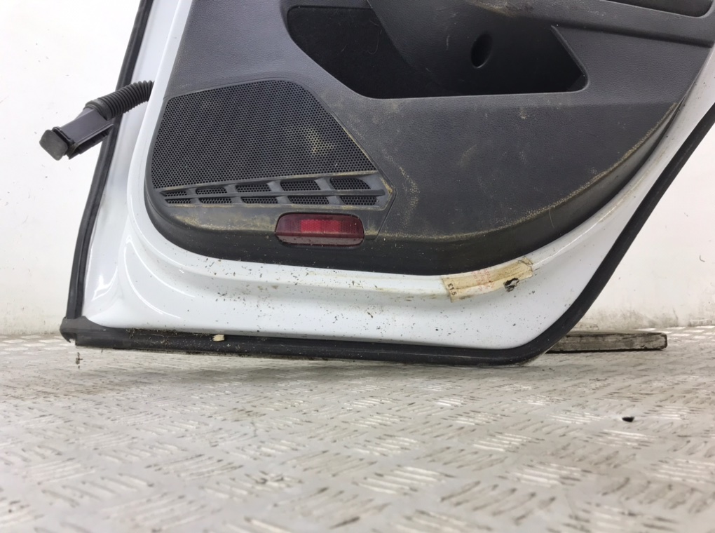 Дверь задняя правая бу для Volkswagen Golf 7 1.5 TSI,  2019 г.