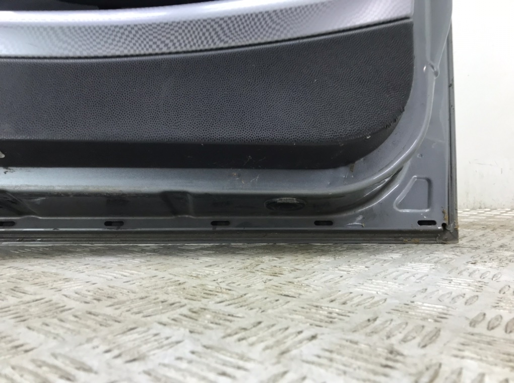 Дверь передняя правая бу для Mini Cooper R56 1.6 Ti,  2008 г.