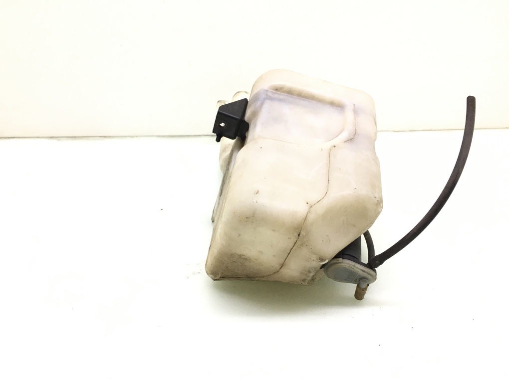 Бачок омывателя бу для Ford Fiesta 5 1.3 i,  2004 г.