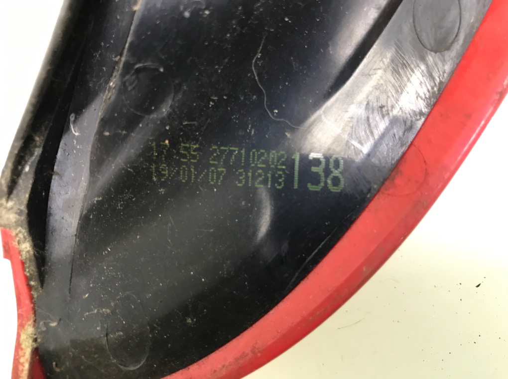 Фонарь задний правый бу для Volvo C30  1.8 i,  2007 г.