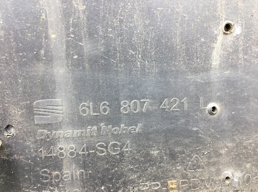 Бампер задний бу для Seat Ibiza  1.4 i,  2006 г.