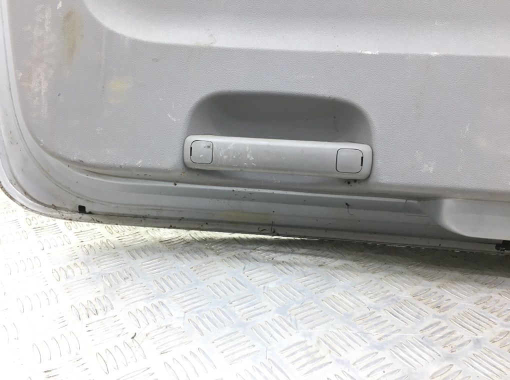 Крышка багажника бу для Kia Carnival  2.9 CRDi,  2007 г.
