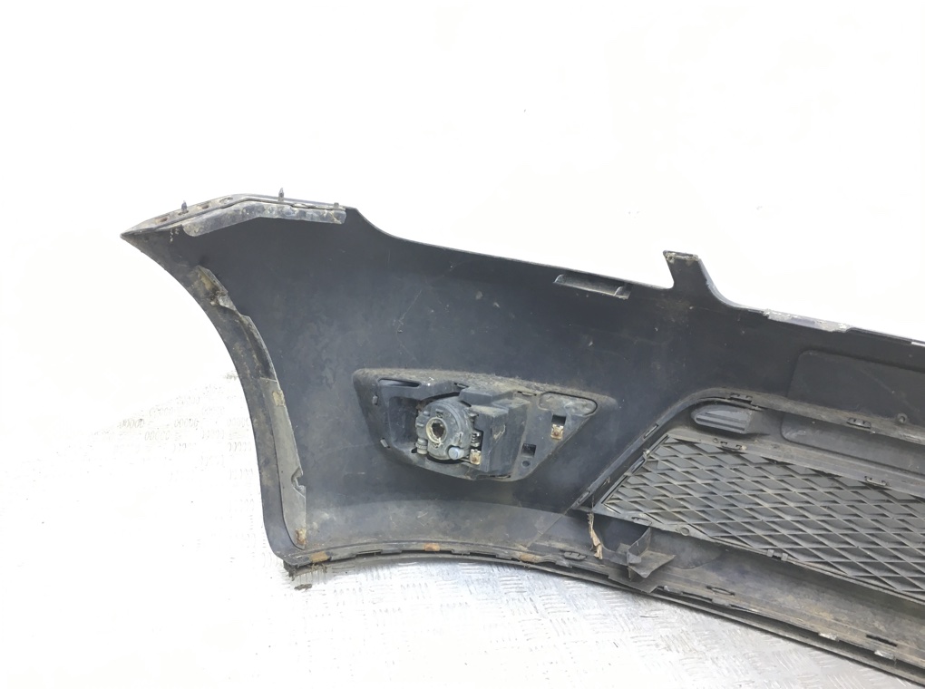 Бампер передний бу для Ford Fiesta 5 1.6 i,  2007 г.