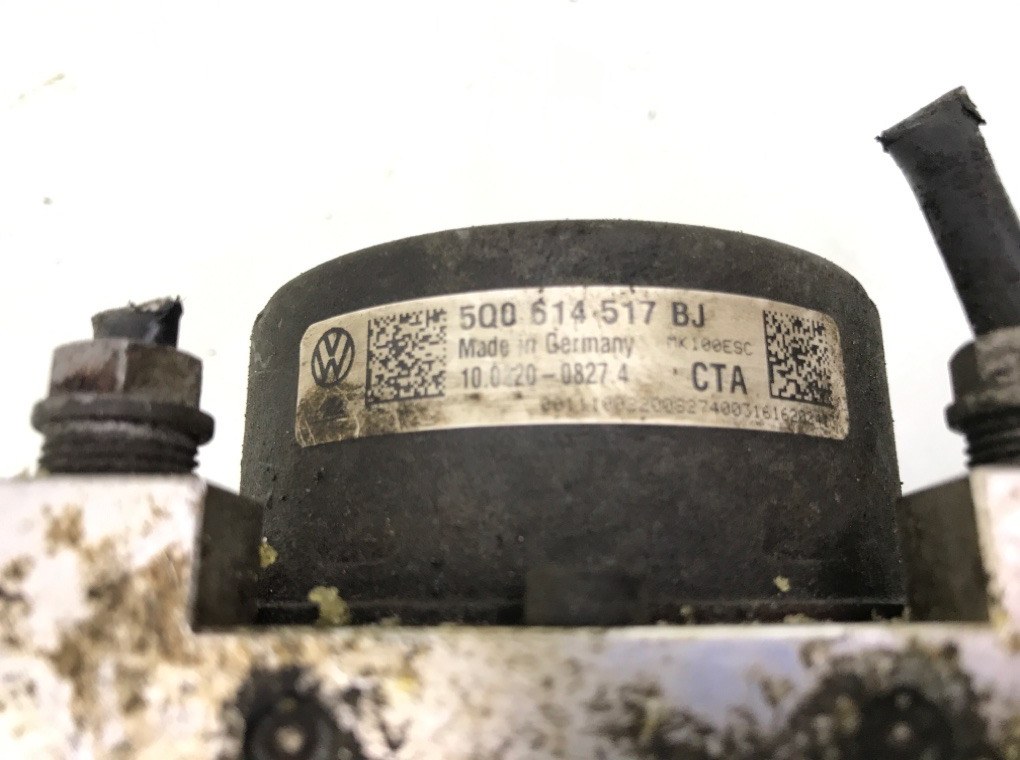 Блок ABS бу для Volkswagen Passat B8 1.6 TDi,  2016 г.