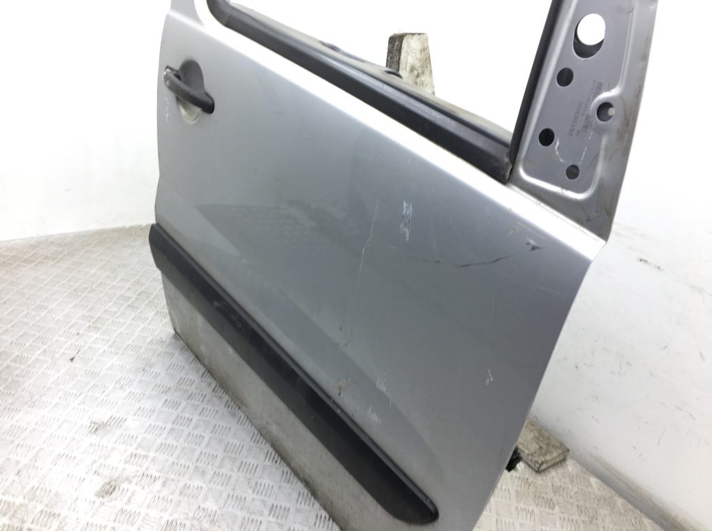 Дверь передняя правая бу для Citroen Jumpy 2.0 HDi, 2012 г. Дверь передняя правая бу для Citroen Jumpy 2.0 HDi, 2012 г.