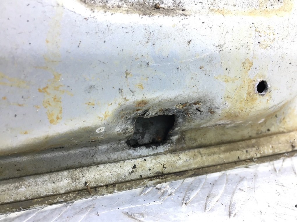 Дверь передняя правая бу для Citroen Jumpy 2.0 HDi, 2012 г. Дверь передняя правая бу для Citroen Jumpy 2.0 HDi, 2012 г.