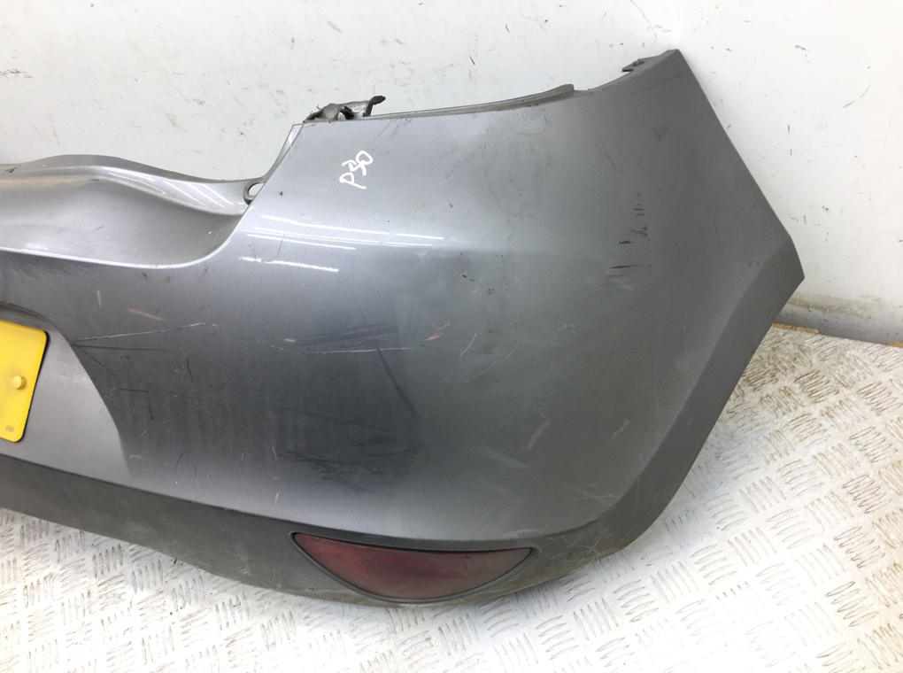 Бампер задний бу для Renault Clio  1.2 i,  2011 г.