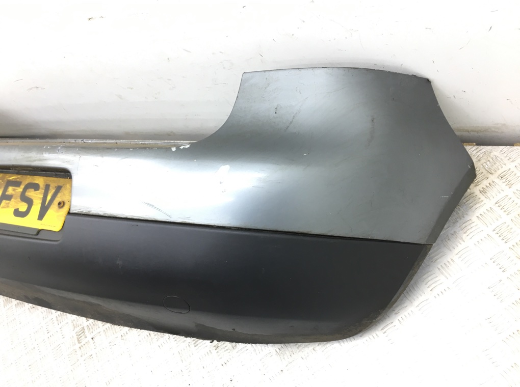 Бампер задний бу для Volkswagen Golf 5 1.6 FSI,  2008 г.