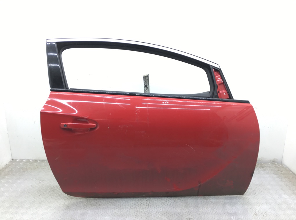 Дверь передняя правая бу для Opel Astra J 2.0 CDTi, 2012 г.
