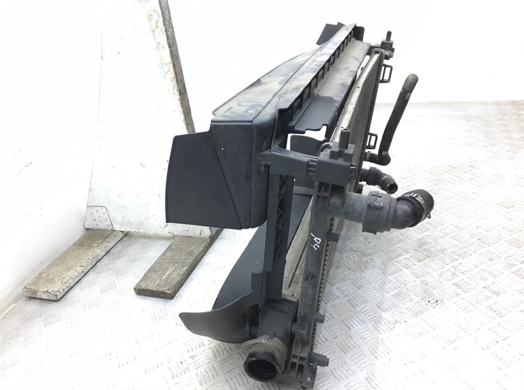 Кассета радиаторов бу для Fiat Doblo 2 1.3 JTD, 2012 г. Кассета радиаторов бу для Fiat Doblo 2 1.3 JTD, 2012 г.