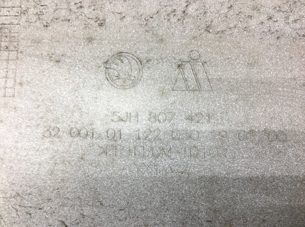 Бампер задний бу для Skoda Rapid 1.2 TSI, 2015 г. Бампер задний бу для Skoda Rapid 1.2 TSI, 2015 г.