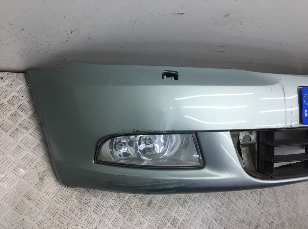 Бампер передний бу для Skoda Octavia A5 1.8 TSI,  2011 г.