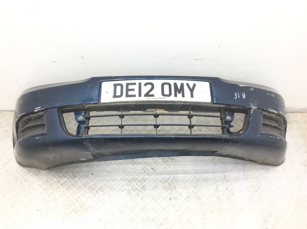 Бампер передний бу для Skoda Octavia A5 1.6 TDi, 2012 г.