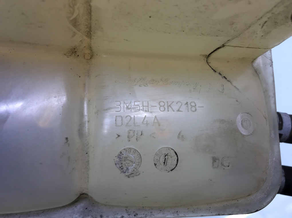 Бачок расширительный бу для Ford C-Max  2.0 TDCi,  2010 г.