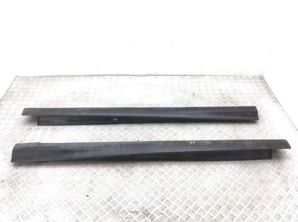 Накладка на порог бу для Ford Focus 3 1.0 i, 2013 г.