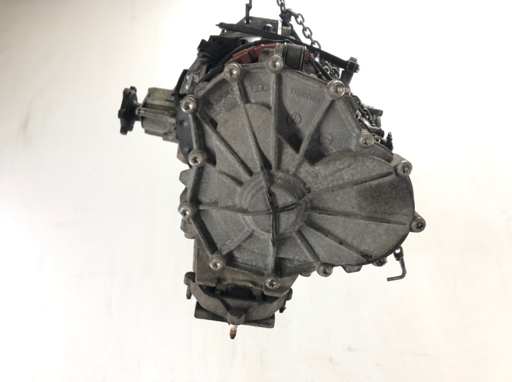 КПП механическая (МКПП) бу для Audi A4 B8 2.0 TDi,  2008 г.